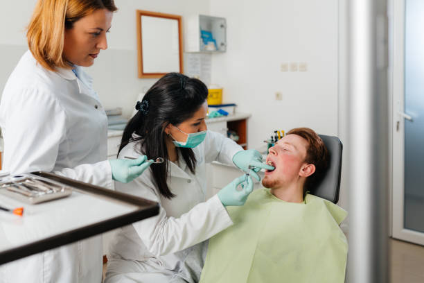 Best Pediatric Emergency Dentist in Riverwoods, IL